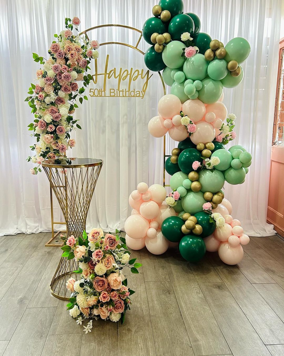 Balloon and floral styling